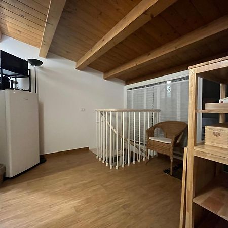 Maquedino Holiday Home & Terrace - Cozy Central Loft ปาแลร์โม ภายนอก รูปภาพ