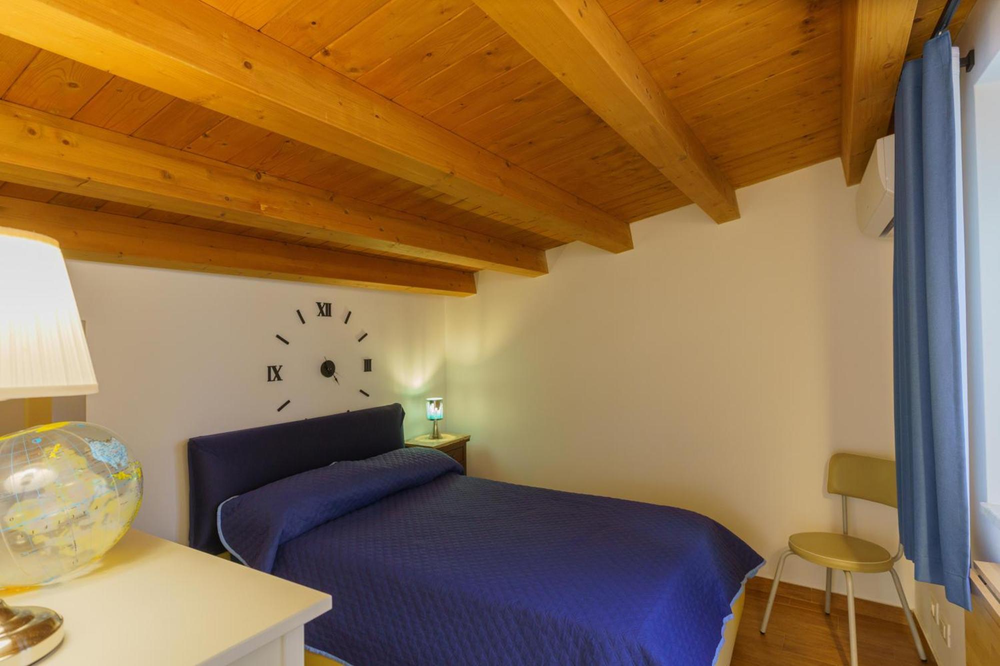 Maquedino Holiday Home & Terrace - Cozy Central Loft ปาแลร์โม ภายนอก รูปภาพ