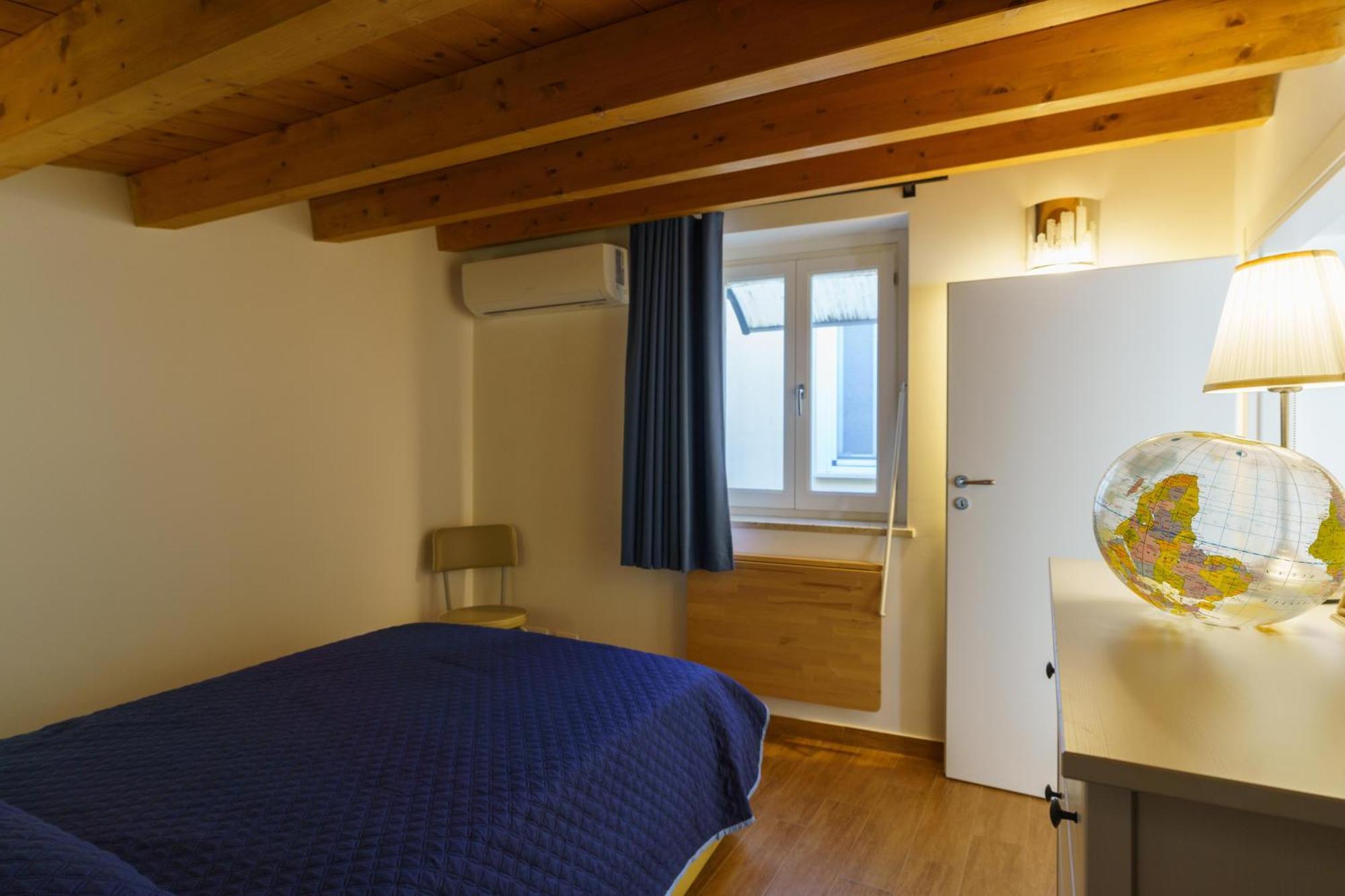 Maquedino Holiday Home & Terrace - Cozy Central Loft ปาแลร์โม ภายนอก รูปภาพ